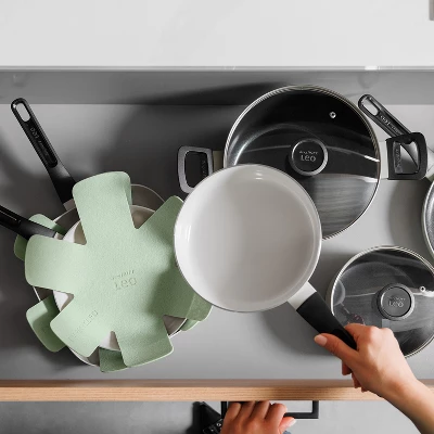 BergHOFF Leo Glints Nonstick Ceramic Pancake Pan 9.5", Recycled Aluminum, Spirit 8 BergHOFF Leo Glints Nonstick Ceramic Pancake Pan 9.5", Recycled Aluminum, Spirit - Image 6