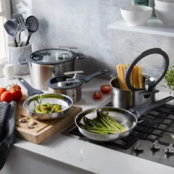 ZWILLING Simplify 6.25-qt Stainless Steel Stock Pot With Lid