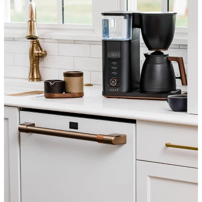 GE Appliances CAFE Specialty Drip Coffee Maker With Thermal Carafe Matte Black 6 GE Appliances CAFE Specialty Drip Coffee Maker With Thermal Carafe Matte Black - Image 4