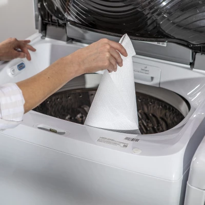 Duck EasyLiner Smooth Top Non-Adhesive Shelf And Drawer Liner, Taupe Quatrefoil 7 Duck EasyLiner Smooth Top Non-Adhesive Shelf And Drawer Liner, Taupe Quatrefoil - Image 5