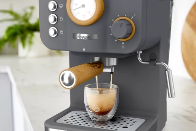 Swan Nordic Pump Espresso Coffee Machine 4 Swan Nordic Pump Espresso Coffee Machine - Image 2