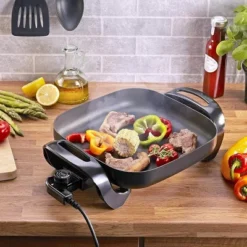 Brentwood 12 In. Electric Skillet With Glass Lid
