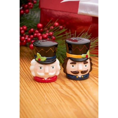 Gallerie II Christmas Nutcracker Salt & Pepper Shaker Set Of 2 4 Gallerie II Christmas Nutcracker Salt & Pepper Shaker Set Of 2 - Image 2