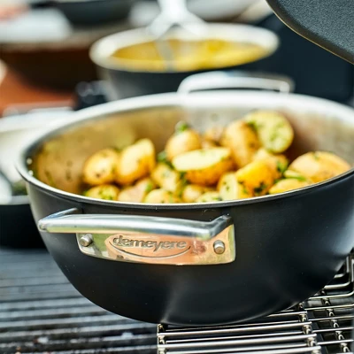 Demeyere Black 5 Stainless Steel With Ceramic Exterior Coating 3.5-qt Dutch Oven With Lid 5 Demeyere Black 5 Stainless Steel With Ceramic Exterior Coating 3.5-qt Dutch Oven With Lid - Image 3