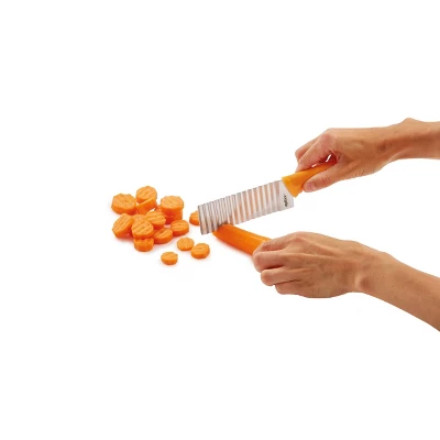 Zyliss Crinkle Cut Knife: Ergonomic Soft-Grip Handle, Stainless Steel Blades, Dishwasher-Safe, Orange Slicer Gadget 4 Zyliss Crinkle Cut Knife: Ergonomic Soft-Grip Handle, Stainless Steel Blades, Dishwasher-Safe, Orange Slicer Gadget - Image 2