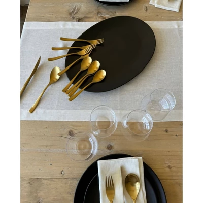 Over&back Coupe Hand-Finished Stoneware Oval Serving Platter Semi-Matte 11 Over&back Coupe Hand-Finished Stoneware Oval Serving Platter Semi-Matte - Image 9