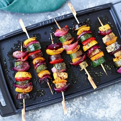 Staub Cast Iron 18.5 X 9.8-inch Plancha/Double Burner Griddle 4 Staub Cast Iron 18.5 X 9.8-inch Plancha/Double Burner Griddle - Image 2