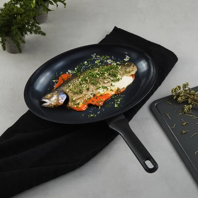 BergHOFF Helix Nonstick Ceramic 13.25" X 9.5" Fish Pan 2qt., Recycled Aluminum, Black 6 BergHOFF Helix Nonstick Ceramic 13.25" X 9.5" Fish Pan 2qt., Recycled Aluminum, Black - Image 4