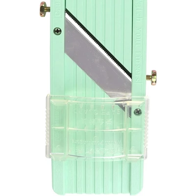 Vollum Mandoline Slicer With 3 Interchangeable Stainless Steel Blades - Green 5 Vollum Mandoline Slicer With 3 Interchangeable Stainless Steel Blades - Green - Image 3