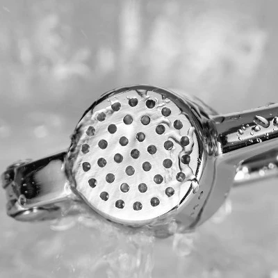 MOVSSOU Garlic Press Mincer Ginger Squeezer, Easy To Clean 6 MOVSSOU Garlic Press Mincer Ginger Squeezer, Easy To Clean - Image 4