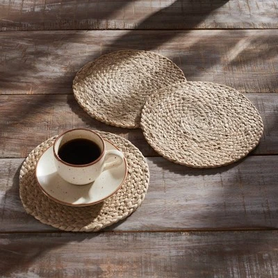 Natural Jute Trivet 8 Inch Diameter Set Of 3 4 Natural Jute Trivet 8 Inch Diameter Set Of 3 - Image 2