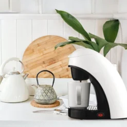 Brentwood Single Cup Coffee Maker - White