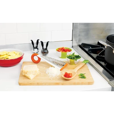 Chef'n SaltBall Grinder Black And Clear 9 Chef'n SaltBall Grinder Black And Clear - Image 7