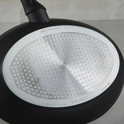 BergHOFF Helix Nonstick Ceramic 13.25" X 9.5" Fish Pan 2qt., Recycled Aluminum, Black 5 BergHOFF Helix Nonstick Ceramic 13.25" X 9.5" Fish Pan 2qt., Recycled Aluminum, Black - Image 3